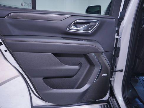 Used 2024 GMC Yukon AT4 w/ AT4 Premium Plus Package image 15