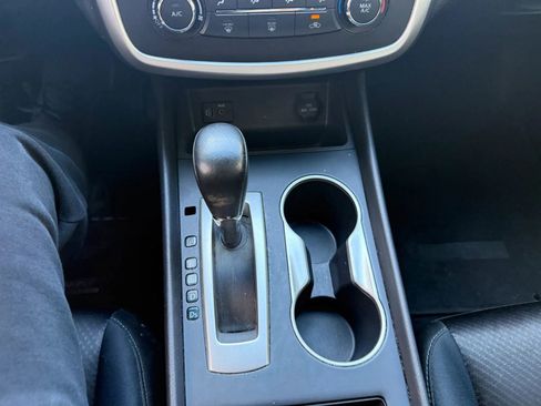 Used 2017 Nissan Altima 2.5 SR w/ Midnight Edition Package image 16