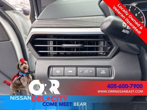 New 2025 Nissan Altima 2.5 SL image 17