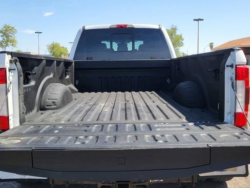 Used 2017 Ford F350 King Ranch w/ King Ranch Ultimate Package AWD/4WD image 14