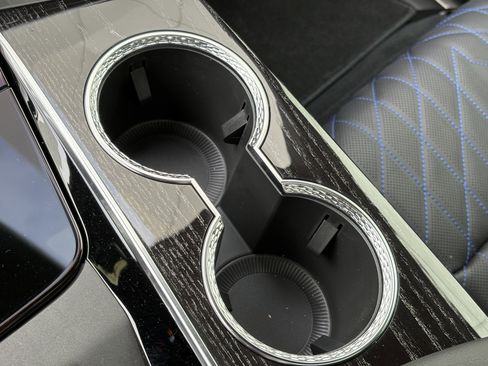 New 2026 Cadillac Escalade IQL Luxury image 32