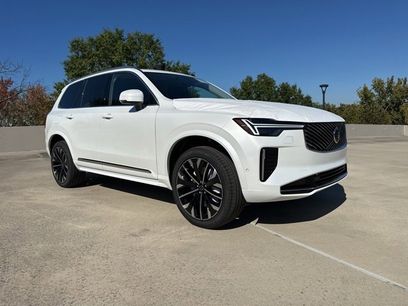 New 2026 Volvo XC90 B5 Plus