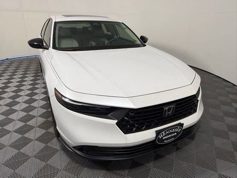 Used 2025 Honda Accord SE image 8