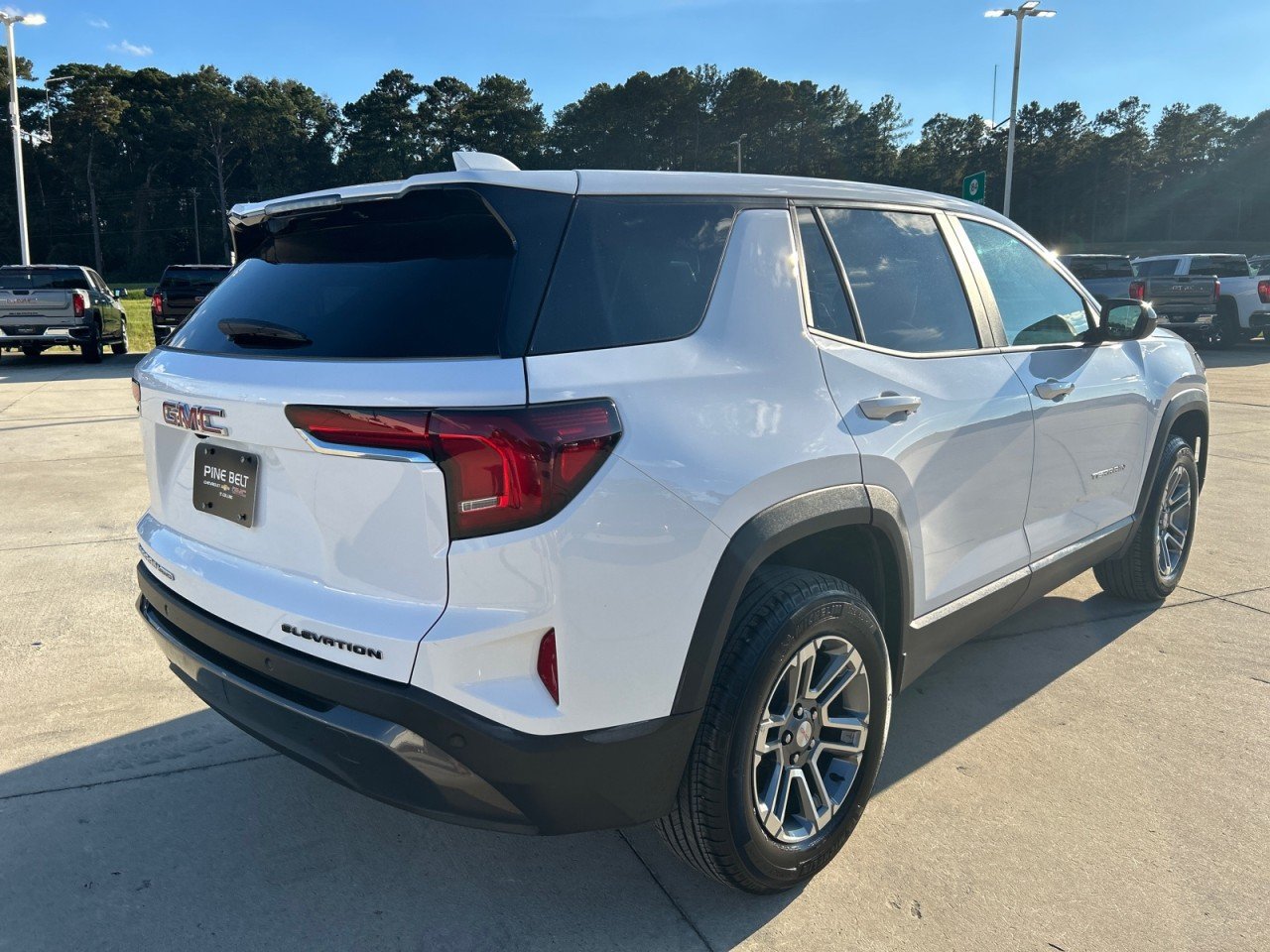 Used 2025 GMC Terrain Elevation AWD/4WD image 3