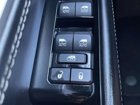 Used 2022 Jeep Wagoneer Series II RWD image 25