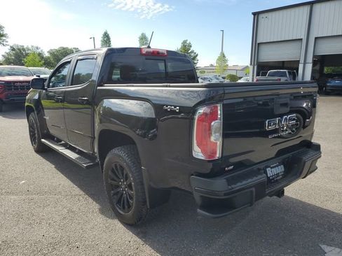 Used 2022 GMC Canyon Elevation w/ Elevation Premium Package AWD/4WD image 3