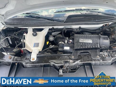 Used 2015 Chevrolet Express 3500 RWD image 26