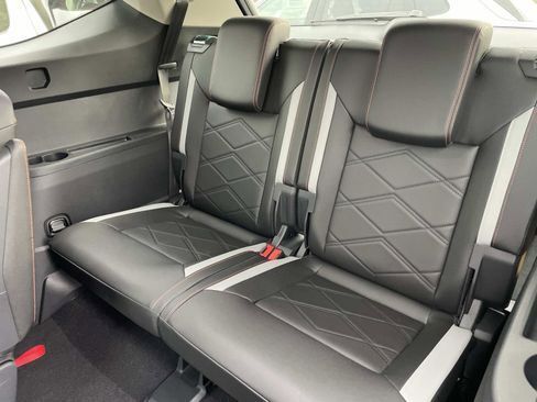 New 2026 Volkswagen Atlas Peak Edition image 21