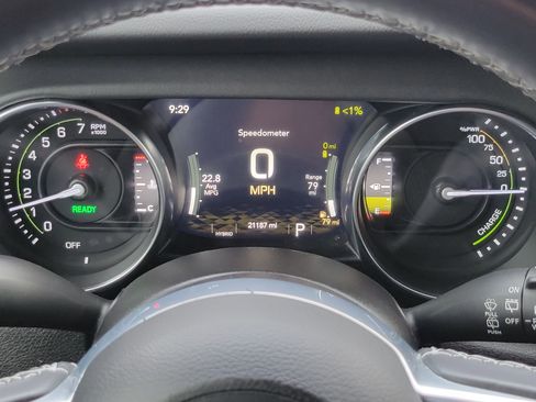 Used 2021 Jeep Wrangler Unlimited Sahara w/ Safety Group AWD/4WD image 9