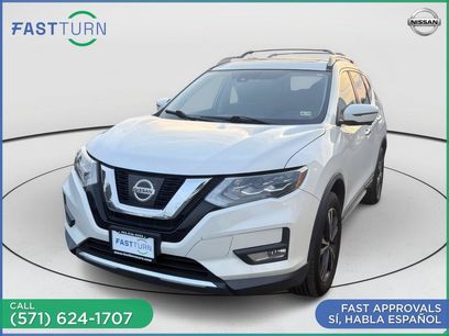 Used 2017 Nissan Rogue SL w/ SL Premium Package