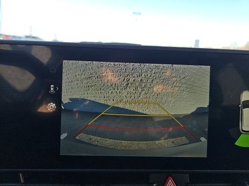 Certified 2023 Kia Sportage EX image 12