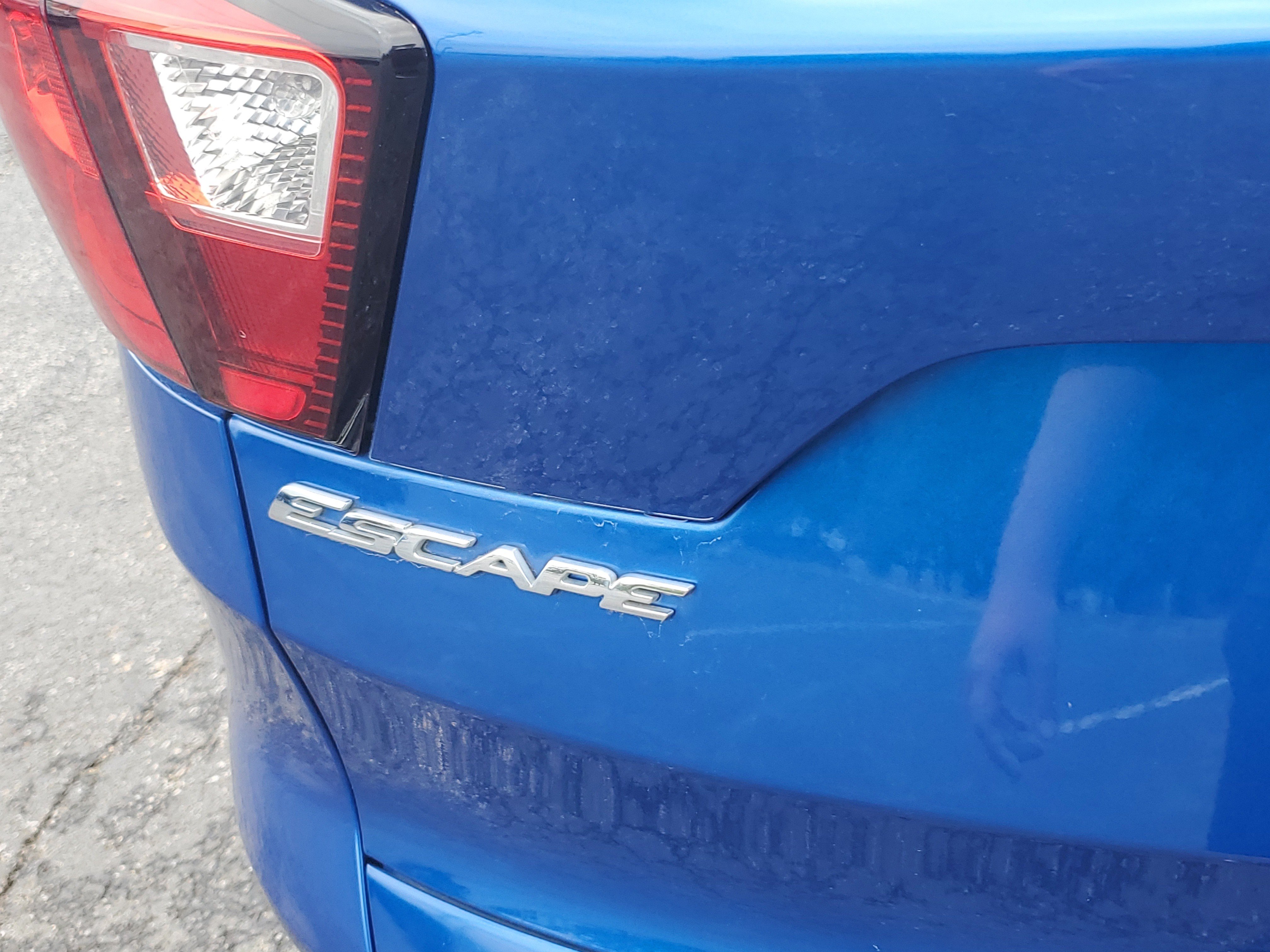 Used 2019 Ford Escape Titanium AWD/4WD image 7