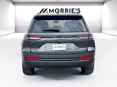 Used 2022 Jeep Grand Cherokee Altitude image 6