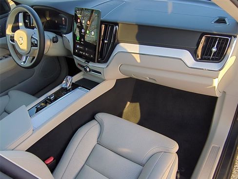 New 2026 Volvo XC60 B5 Ultra w/ Protection Package Premier image 20