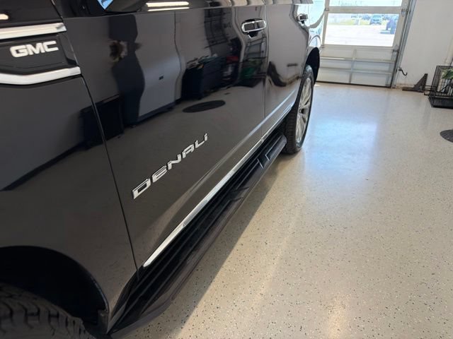 Used 2022 GMC Yukon Denali AWD/4WD image 12