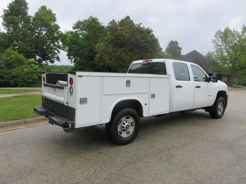 Used 2012 Chevrolet Silverado 2500 W/T w/ Snow Plow Prep Package AWD/4WD image 9
