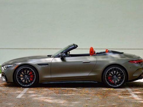 Used 2022 Mercedes-Benz SL 55 AMG 4MATIC image 13