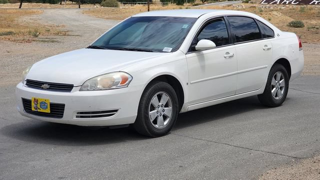 Used 2008 Chevrolet Impala LT FWD image 2