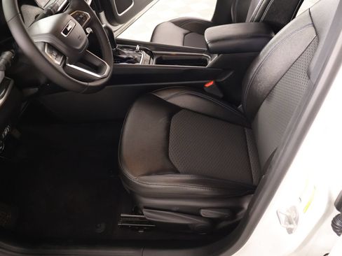 Used 2025 Jeep Compass Latitude AWD/4WD image 10