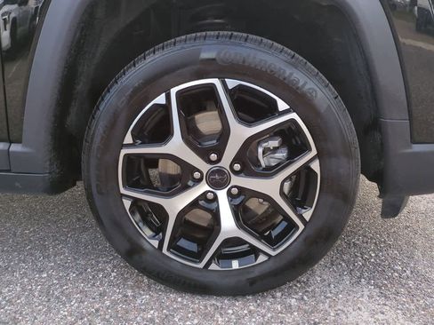 Used 2026 Jeep Compass Limited AWD/4WD image 11