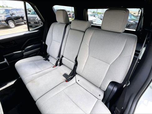 Used 2025 Toyota 4Runner SR5 image 19