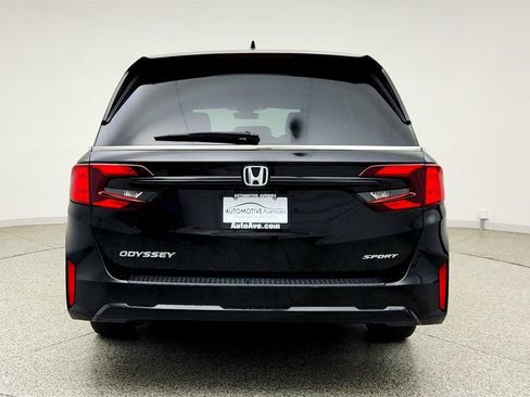 Used 2025 Honda Odyssey Sport-L image 6