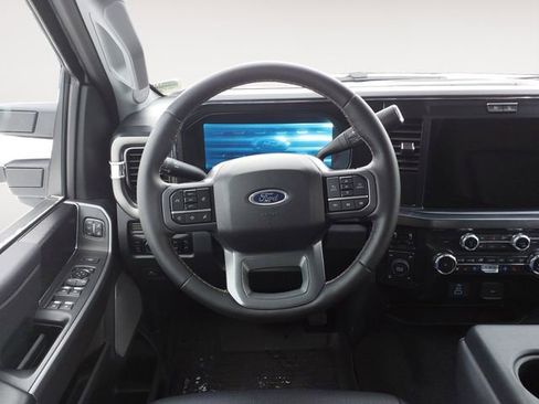 Certified 2025 Ford F350 Lariat w/ FX4 Off-Road Package image 12