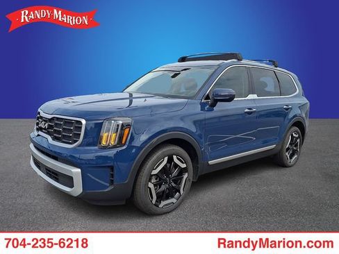 Used 2024 Kia Telluride S AWD/4WD image 1