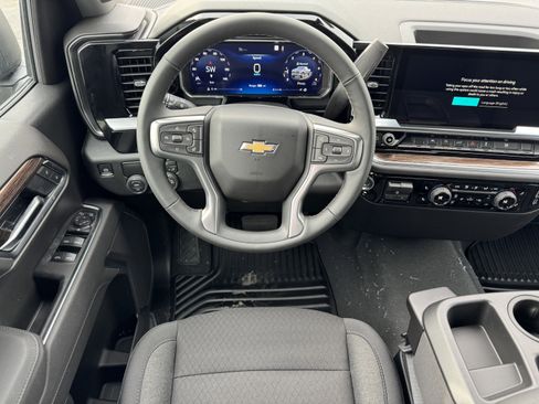 New 2026 Chevrolet Silverado 1500 LT image 18