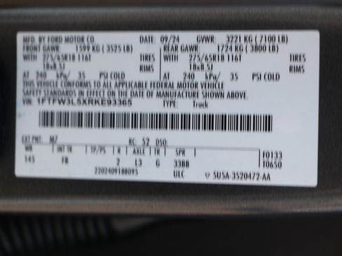 Used 2024 Ford F150 XLT w/ Equipment Group 302A MID image 32