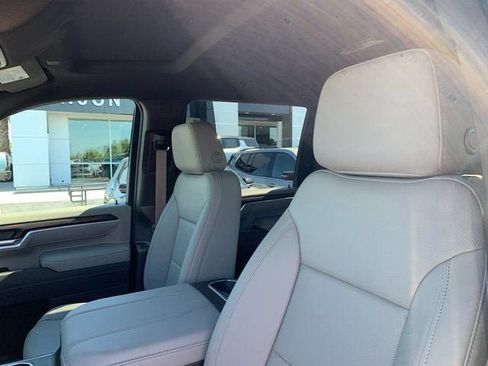 New 2025 GMC Sierra 2500 SLT w/ SLT Convenience Package image 18