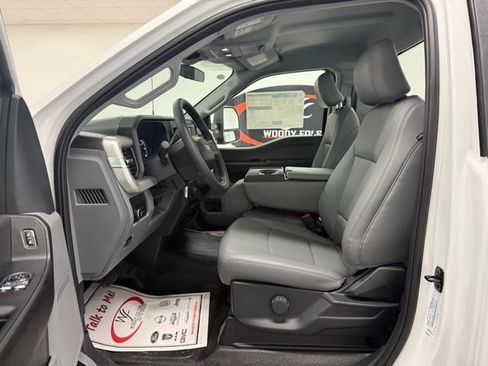 New 2026 Ford F250 XL w/ XL Chrome Package image 8