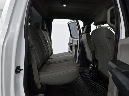 Used 2017 Ford F250 XL w/ Power Equipment Group AWD/4WD image 28