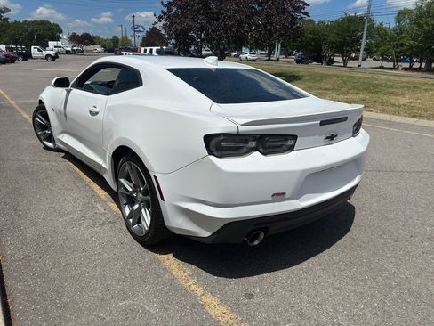 Used 2019 Chevrolet Camaro LT w/ RS Package RWD image 7