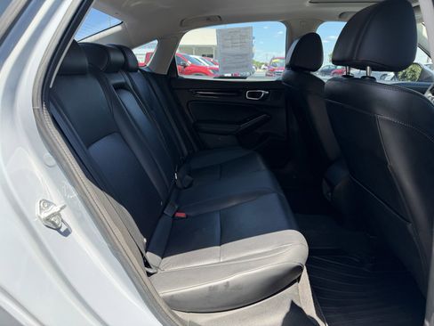 Used 2023 Honda Civic Touring image 11