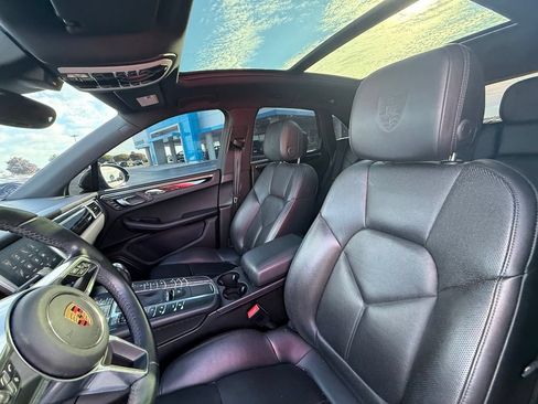 Used 2017 Porsche Macan S AWD/4WD image 11