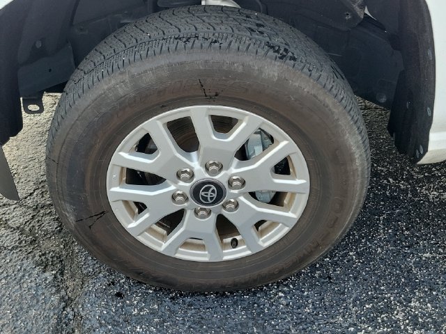 Used 2024 Toyota Tacoma SR5 RWD image 8