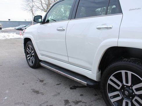 Used 2023 Toyota 4Runner Limited image 49