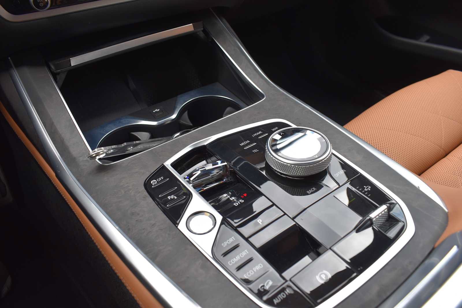 Used 2026 BMW X7 xDrive40i w/ M Sport Package AWD/4WD image 20