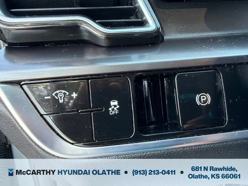 Used 2024 Kia Sportage EX FWD image 24