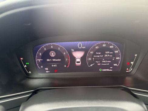 Used 2023 Honda Accord EX image 4