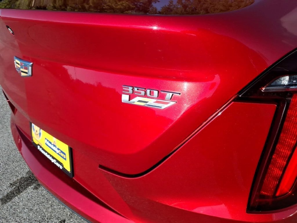 Used 2020 Cadillac CT4 Luxury w/ Sun And Sound Package RWD image 10