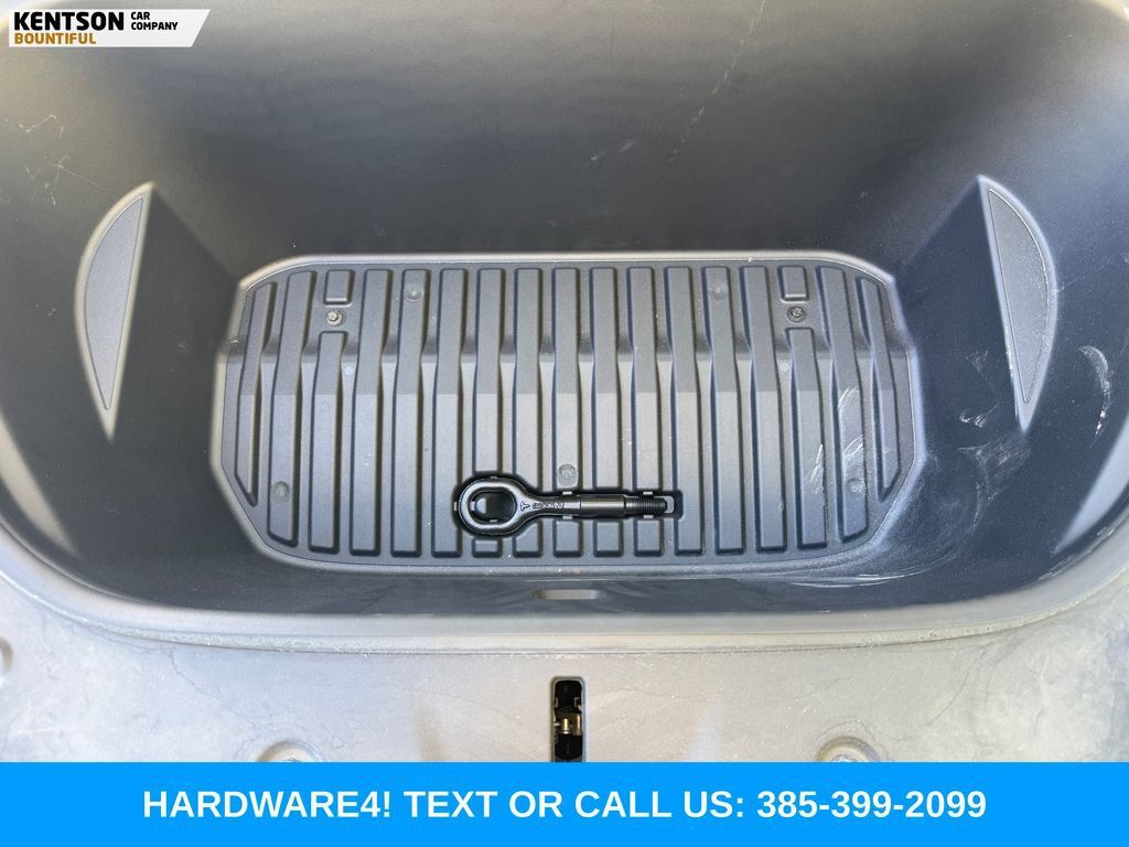 Used 2023 Tesla Model Y Long Range AWD/4WD image 34