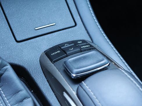 Used 2018 Lexus ES 350 image 32