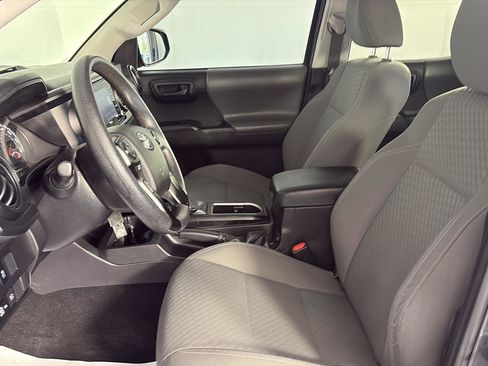 Used 2022 Toyota Tacoma SR AWD/4WD image 24