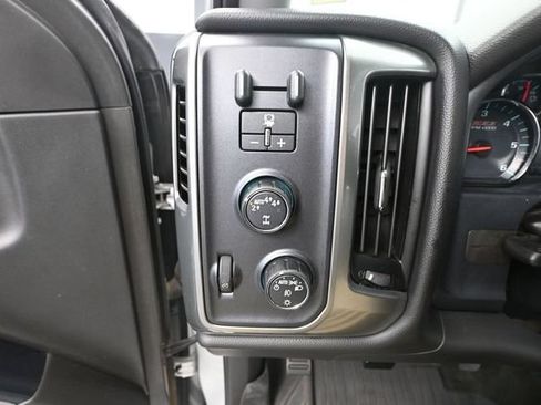 Used 2018 Chevrolet Silverado 1500 LT w/ All Star Edition AWD/4WD image 31
