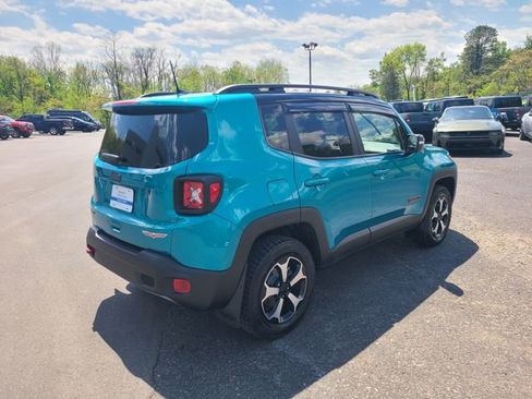 Used 2020 Jeep Renegade Trailhawk w/ UConnect 8.4 Nav Group AWD/4WD image 5