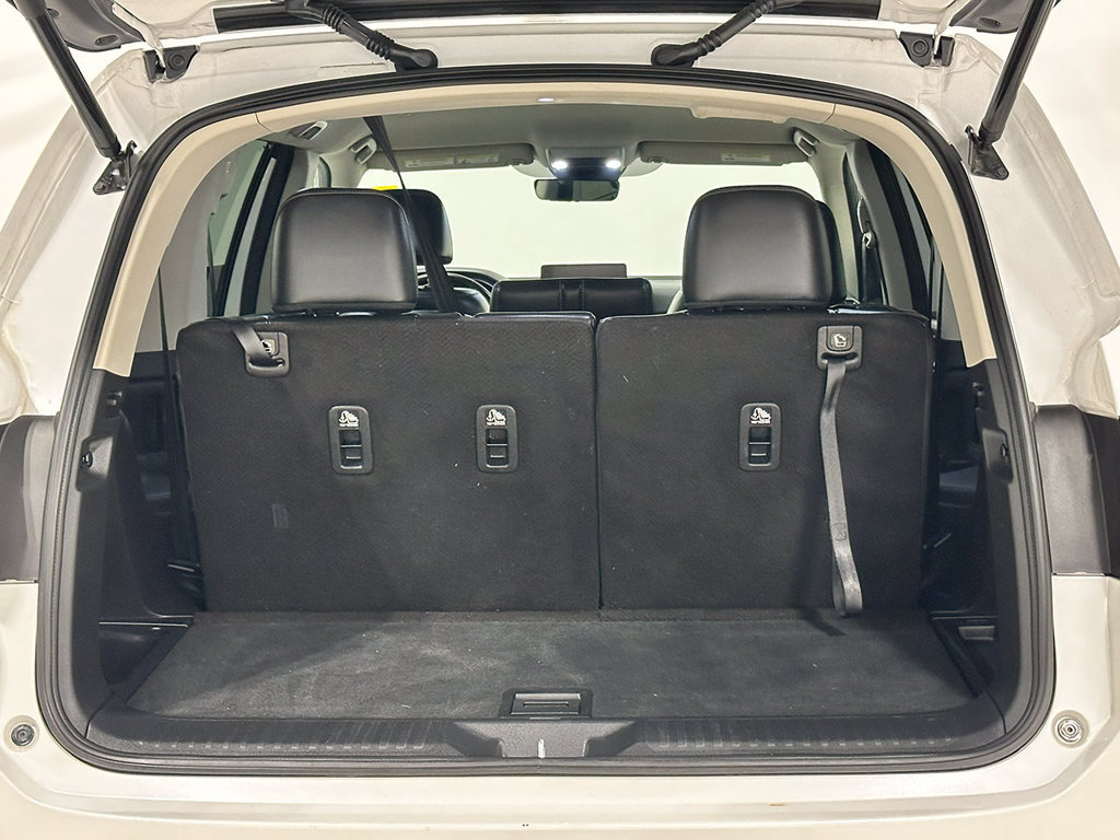 Used 2025 Honda Pilot EX-L image 5