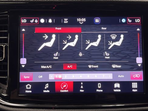 Used 2021 Dodge Durango R/T w/ Blacktop Package AWD/4WD image 17