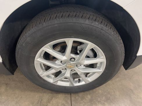 Certified 2023 Chevrolet Equinox LT image 18